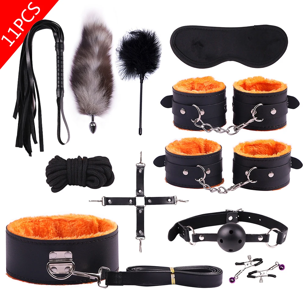 Set bondage bdsm con manette pinze per capezzoli frusta e bavaglio_voghion.com
