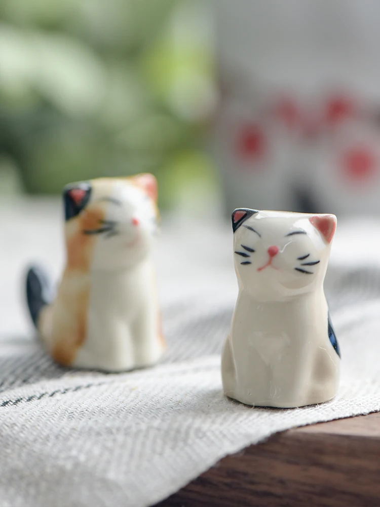 

Ceramic Kitten Chopstick holder plutus cat Tableware