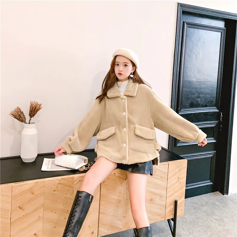 Autumn And Winter New Style WOMEN'S Dress Lambs Wool Knitted Sweater Coat Women's Short Loose-Fit Fold-down Collar Fur Over
