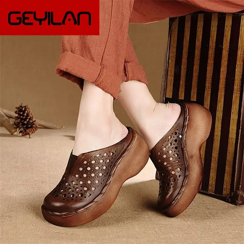 

2020 Handmade Genuine Leather Women Platform Slides Wedge Sandals Cut Out Cover Toes Women Casual Summer Shoes