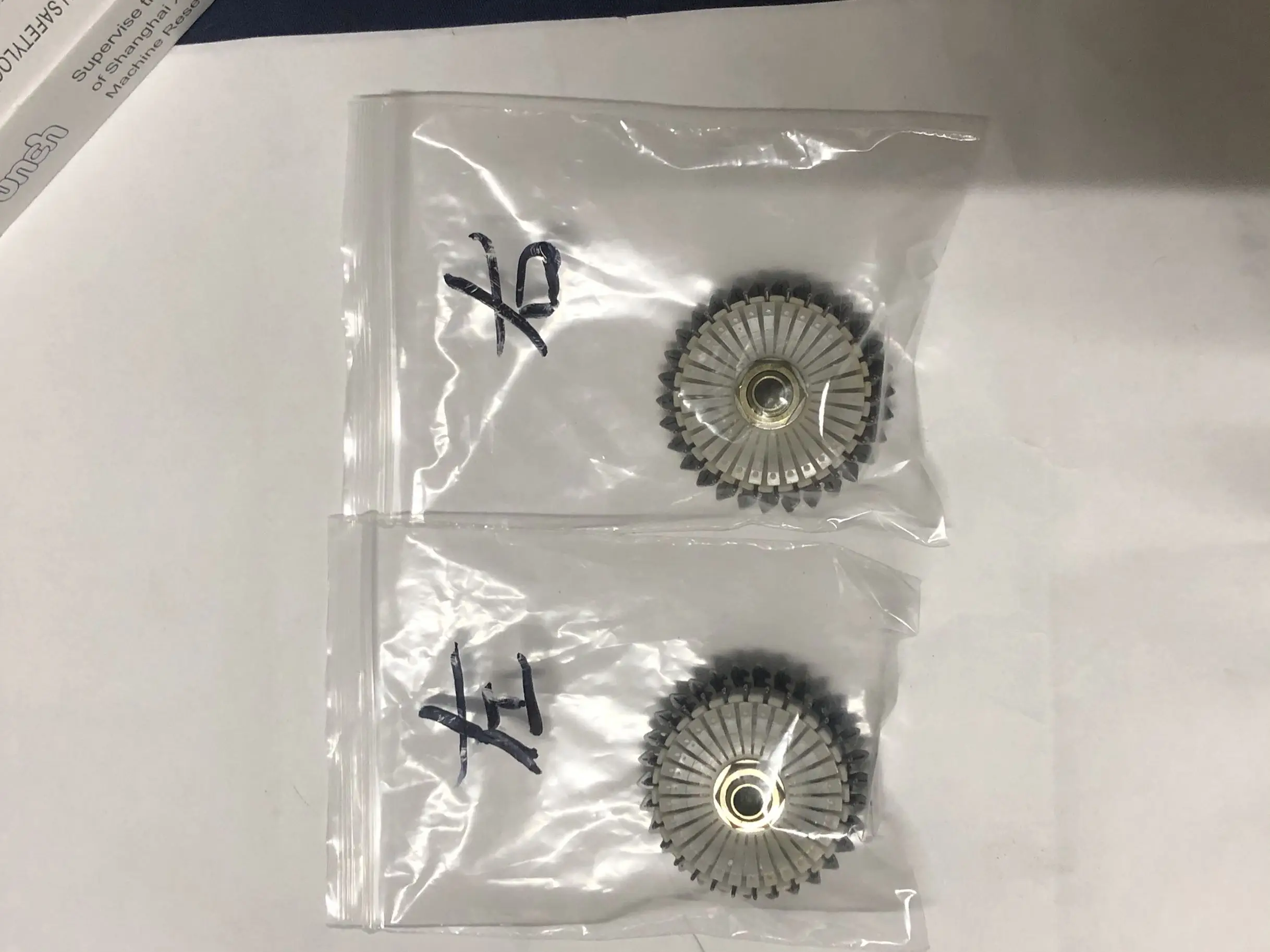 

2PCS Household knitting machine Silver Reed Sk270 Sk370 sub-drum assembly left and right