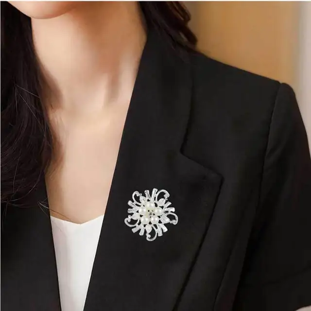 Fashion Imitation Pearl Rhinestone Crystal Flower Brooches 2
