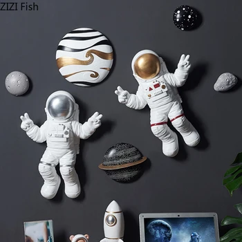 

NORDIC CREATIVE WALL HANGING GOLDEN ASTRONAUT RESIN PLANET WALL DECORATION LIVING ROOM HOME SOFA BACKGROUND HOME DECOR MODERN