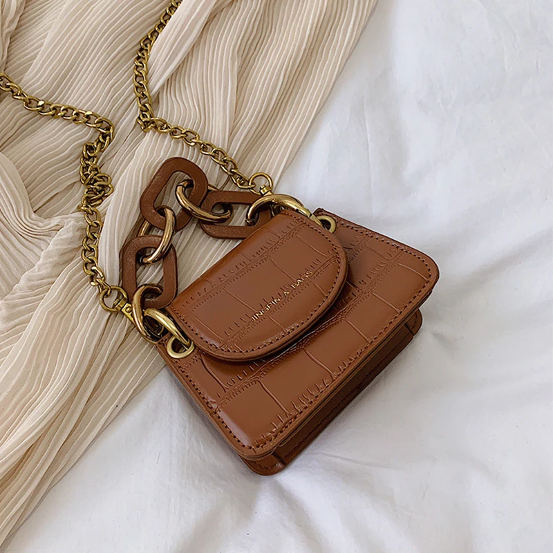 

Acrylic Chain Mini Saddle Bags for Women Retro Alligator Pattern women's Messenger Bag Simple Pu Leather Handbags Shoulder Bags
