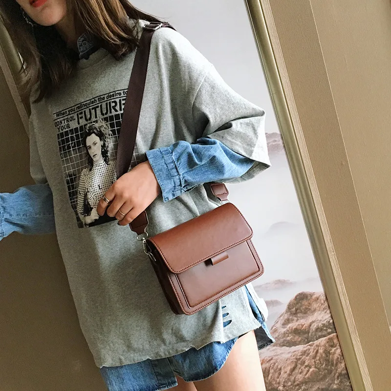 

Small Bag 2019 Korean-style New Style Cool WOMEN'S Bag Shoulder Bag Retro Hand Hipster Square Sling Bag