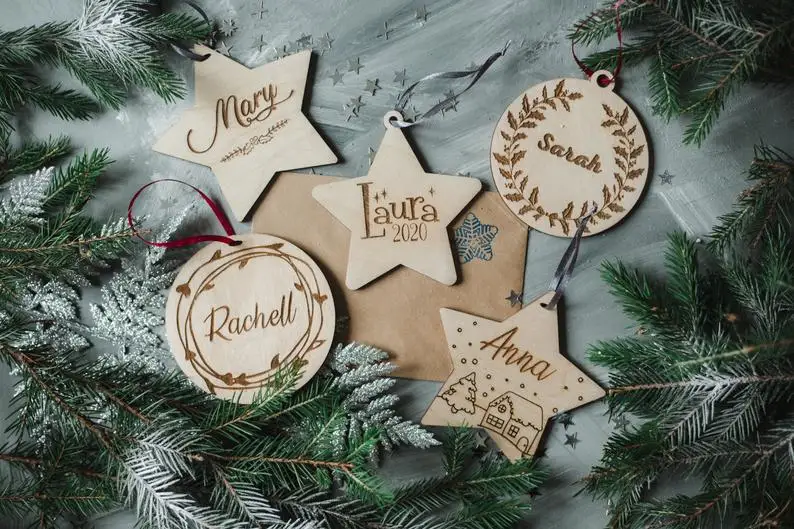 Деревянные украшения рождественской елки, персонализированное именное украшение в виде звезды, выгравированный на заказ Рождественский подарок, зимнее великолепное декоративное украшение, на заказ yea