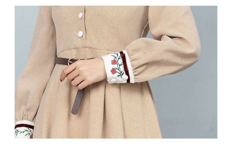 New-Autumn-and-Winter-Fashion-Real-Fur-Collar-Lace-Embroidery-Woolen-Coat-Slim-Outwear-Ultra-Long (1)