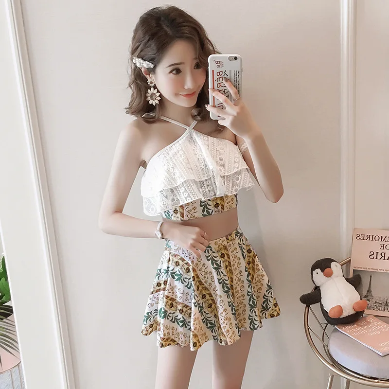 

2019 New Style Korean-style Fresh Printing Flounced Two-piece Swimsuits Three-piece Set Conservative Skirt Bathing Suit Spa Reso