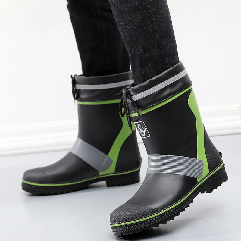  New Mens Rain Boots Mid-Calf Rubber Mens Water Shoes Outdoor Waterproof Mens Fishing Shoes Brand Mens Water Boots
