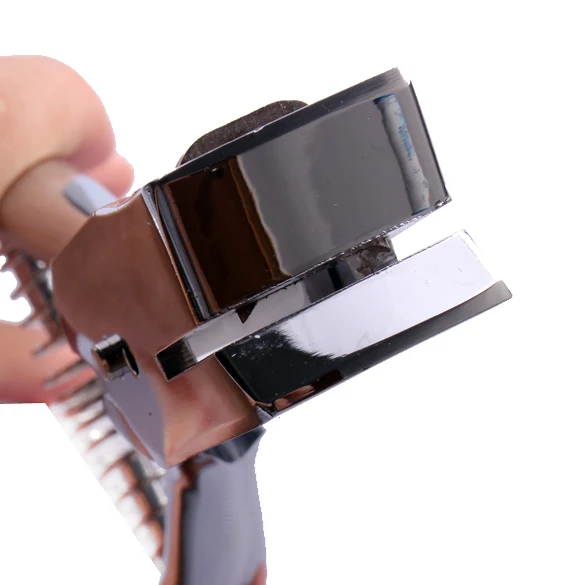 Серебристый металлический ручной перфоратор для ID карты значок с фото из ДСП