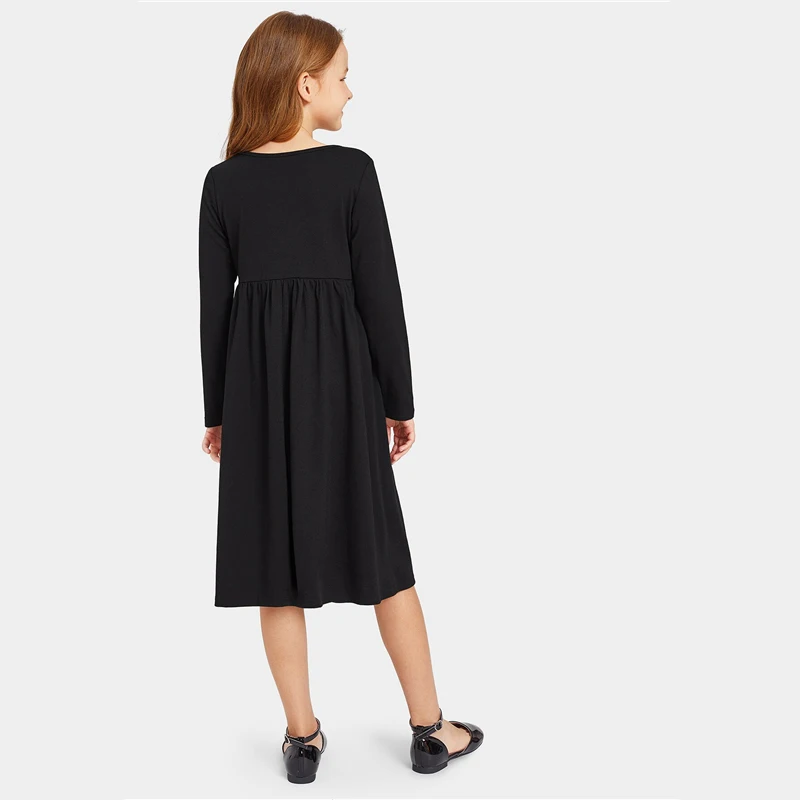 SHEIN Kiddie/черное однотонное плиссированное платье с одной пуговицей спереди для девочек г. Осенние повседневные миди-платья с длинными рукавами и двойным карманом