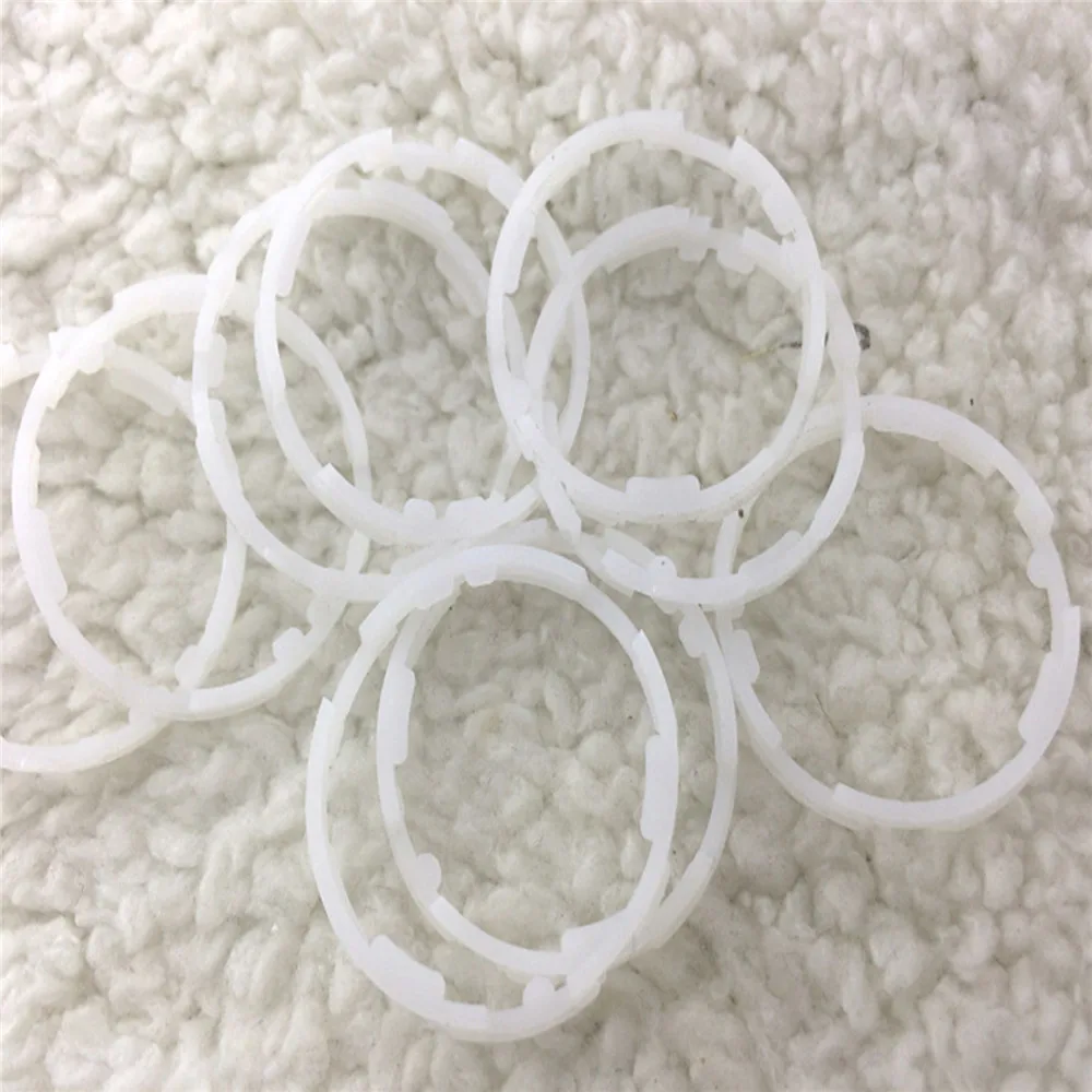 

Сменное кольцо-распорка для наручных часов 8200