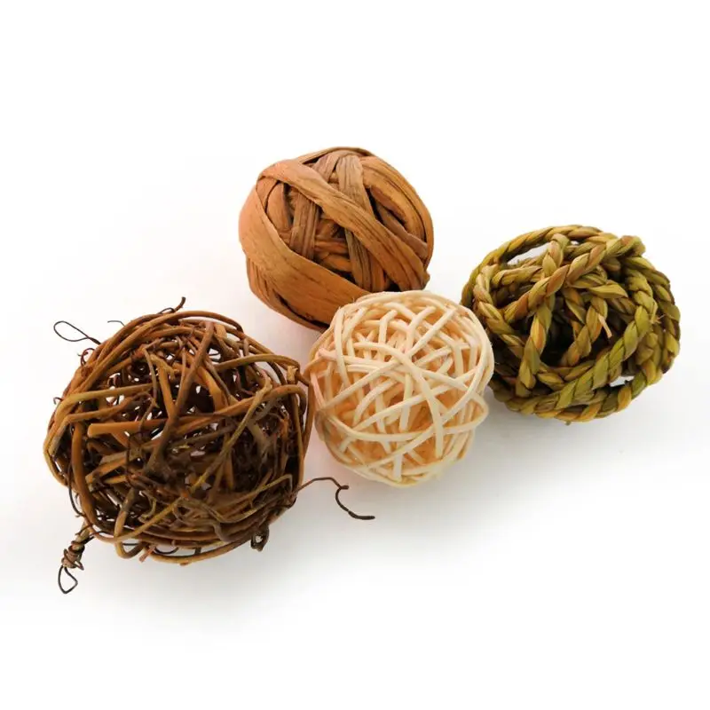 

4Pcs Natural Small Animal Activity Chew Toys Rabbits Bird Parrot Play Rattan Balls