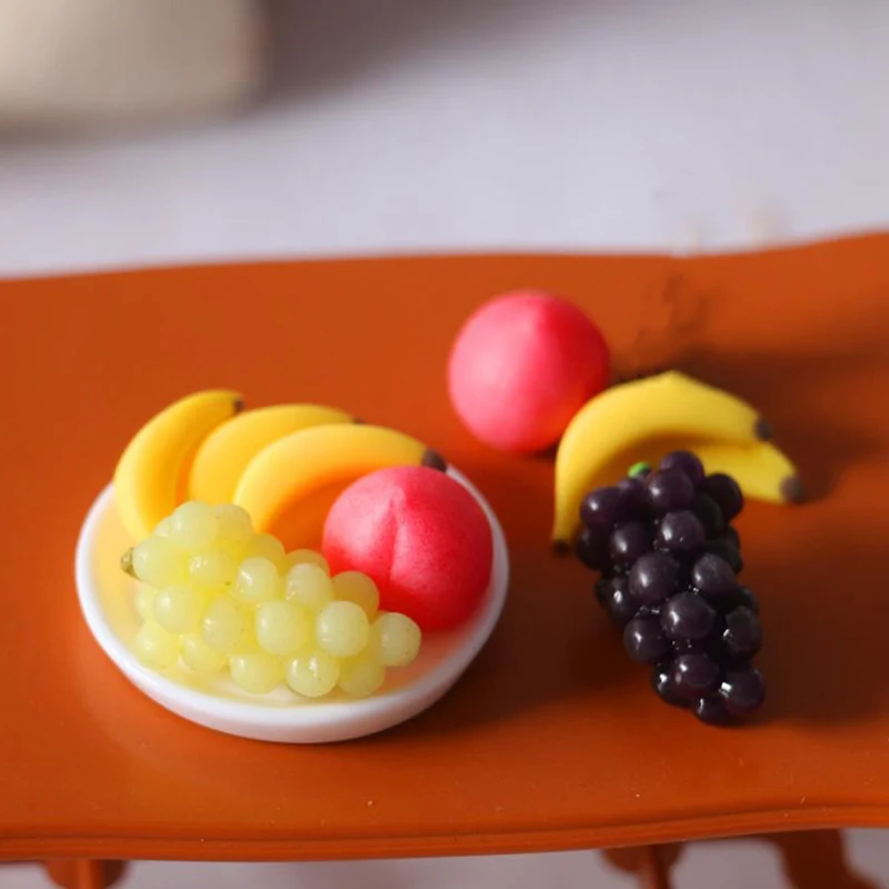 1/6 1/12 Scale Mini Simulation Fruit Plate Grape Banana Peach Dollhouse Kitchen Decoration 6Pcs/set pretend food toys pretend kitchen toys kitchen toys doll house toys