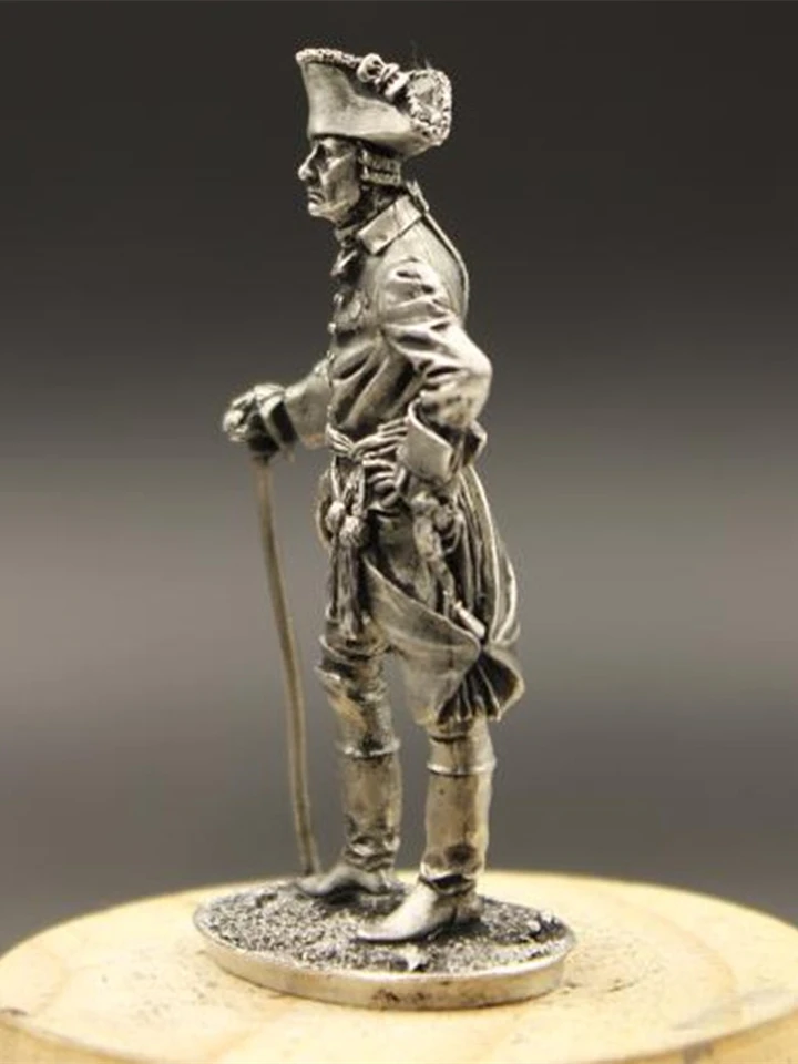 英国の兵士置物 グレートメタル英国の兵士の置物キングオブプロシアホーム