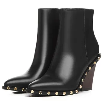 

AGODOR Genuine Leather Ankle Boots For Women Luxury Brand Gold Rivet High Heel Women Boots Leather Autunm Winter black Boots