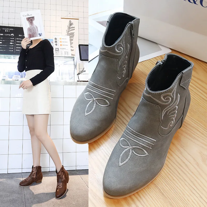 Large Size 43 New Style Martin Boots Women Round Toe Thick Heel Side Zipper Fashion Women's Boots Ankle Boots