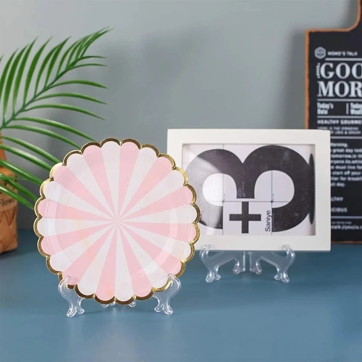 Clear Plastic Easels or Stand/Plate Holders to Display Pictures or Other Items 25/50Pcs At Weddings Home Decoration Birthdays acrylic display stand,doll display holder,knife display stand,car model display holder