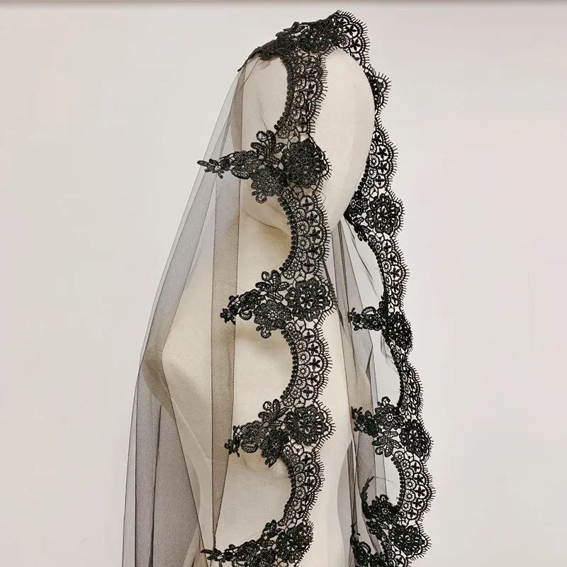 One Layer Lace Edge Black Bridal Veil 1.5*1.5 M Long Wedding Accessories Women Cosplay Bridal Veil