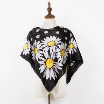 

Simulation Silk Small Daisy Flower Pattern Printed Silk Scarf Female Square Fashion Necker Chief Foulard Bandana Women Spring