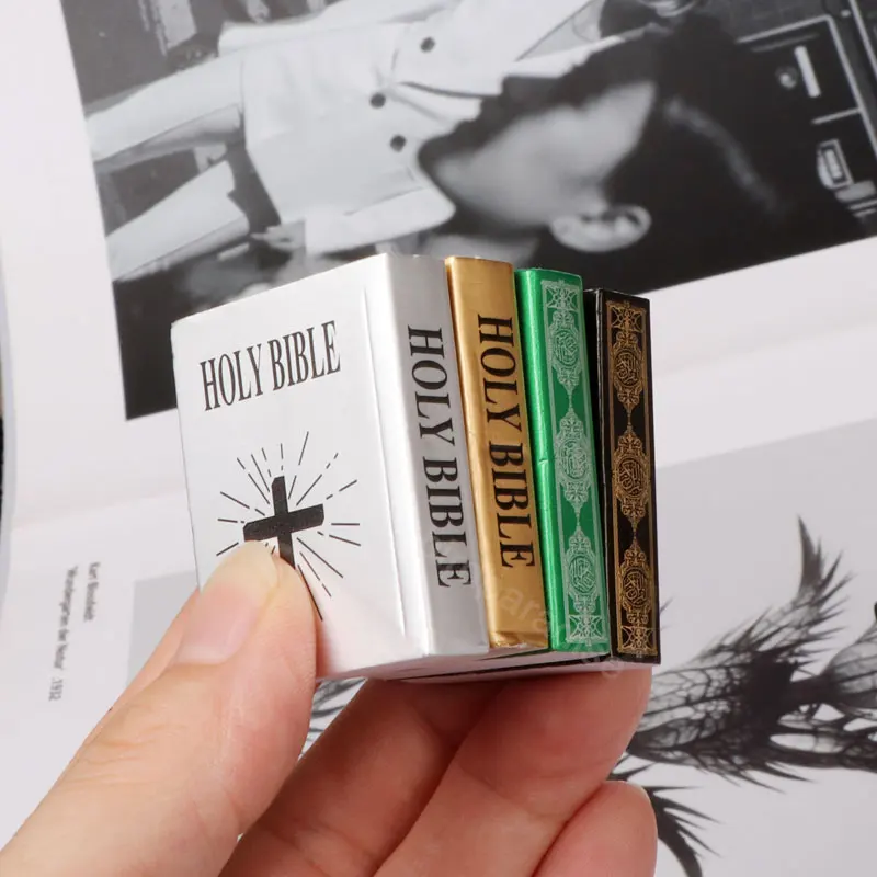 Mini Paper Books Boek Model Toys For Barbie Bjd Blythe Ob11 1/6 Miniature Dollhouse Furniture Decor Dolls Accessories Kids 4