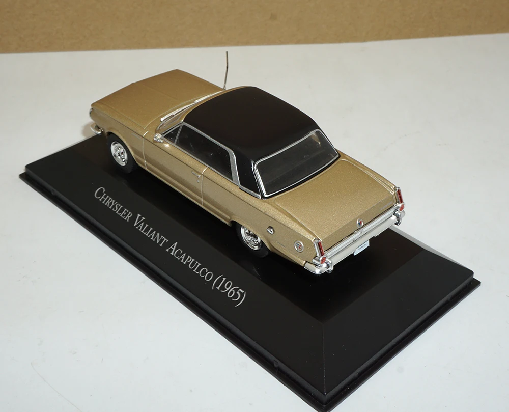 Костюм из 3 предметов модель автомобиля 1/43 литые игрушечные машинки DE CARLO 700/ford bronco/CHRYSLER WALIANT коллекция