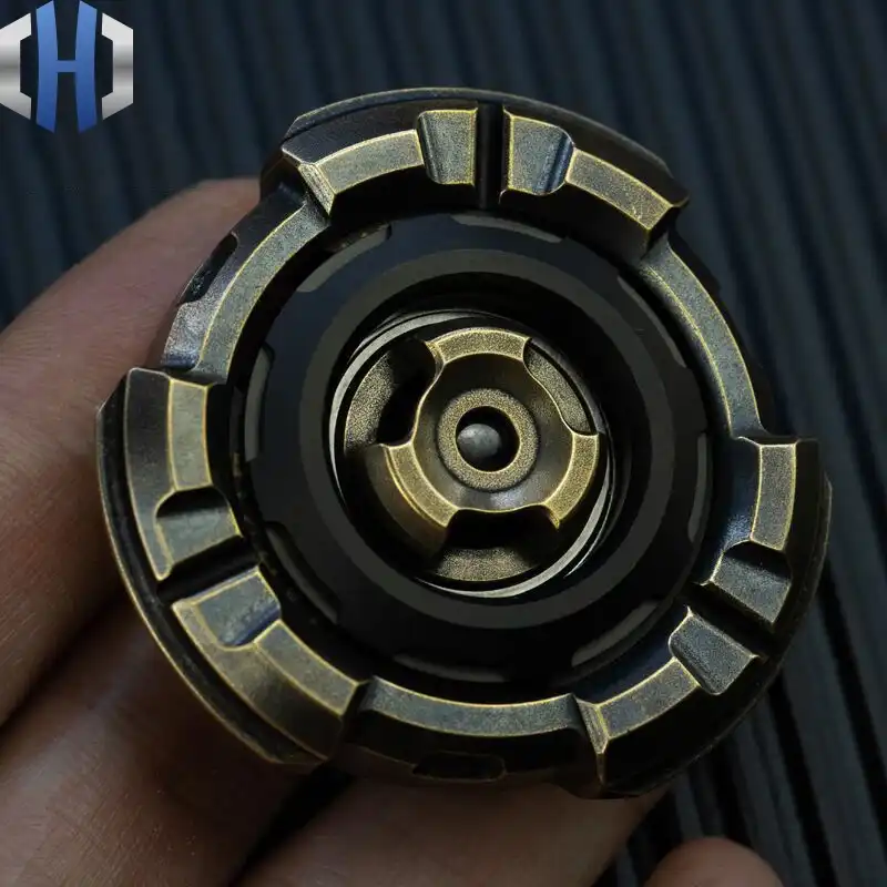 mackie fidget spinner