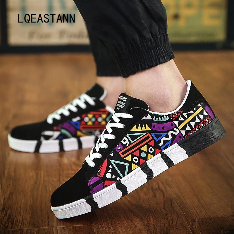 2020 Graffiti Mens Casual Shoes Winter New Trend Canvas Sneakers Printing Running Shoes Outdoor Activities Loafers Size 3944