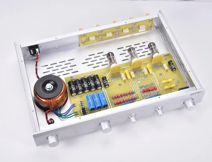 ReferenceMCINTOSHC22preamphifitubepreamplifierwithhighandlow