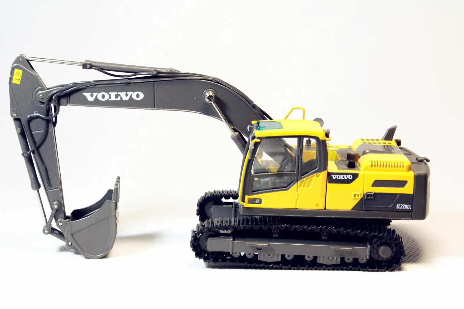 1/50 масштаб Volvo EC220DL гусеничный литой экскаватор Модель Коллекция игрушек подарок