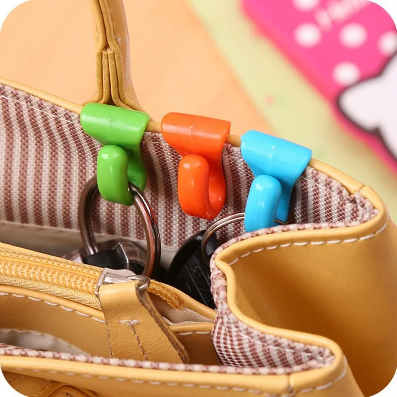 4Pcs Practical Anti Lost Bag Hook Key Clips Key Holder Built-In Bag Inner Folder For Easy Carrying Free Shipping Items