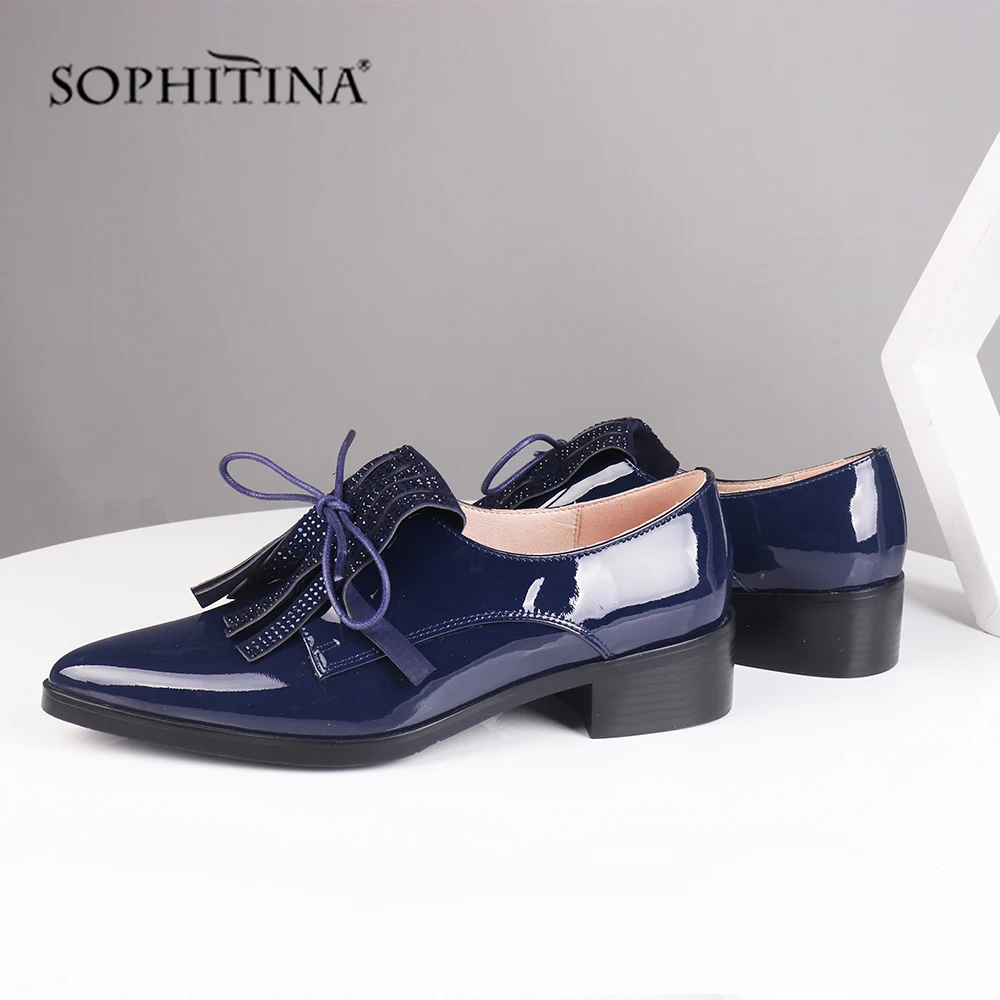 SOPHITINA/новые модные туфли на плоской подошве; удобные пикантные туфли на квадратном каблуке с острым носком; высококачественные туфли из лакированной кожи; женские туфли на плоской подошве с бахромой; MC484