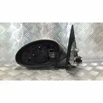 

LEFT REARVIEW BMW 3 SERIES SALOON (E90)