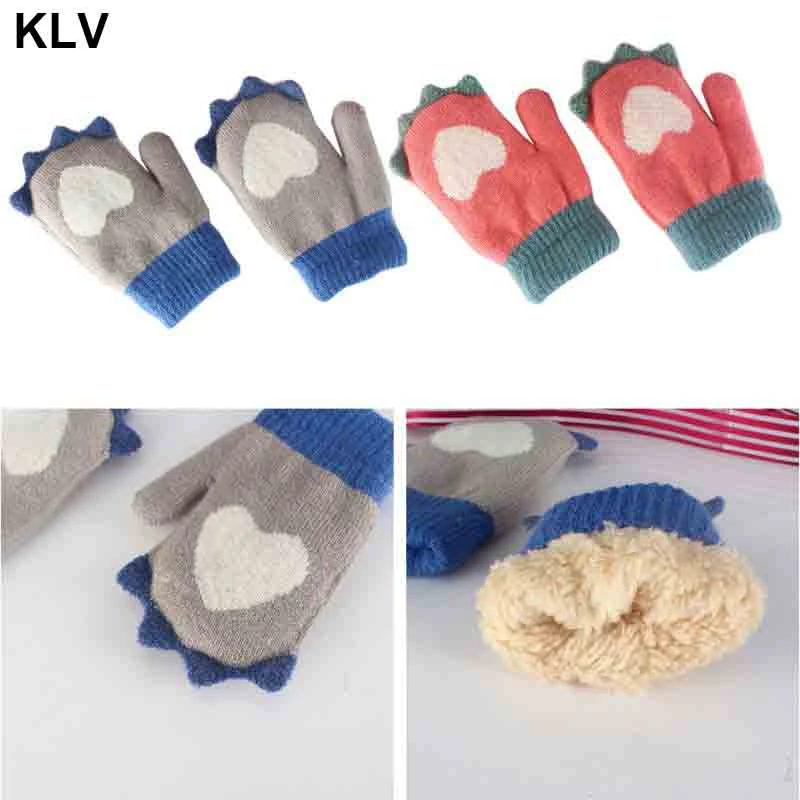 baby outdoor mittens