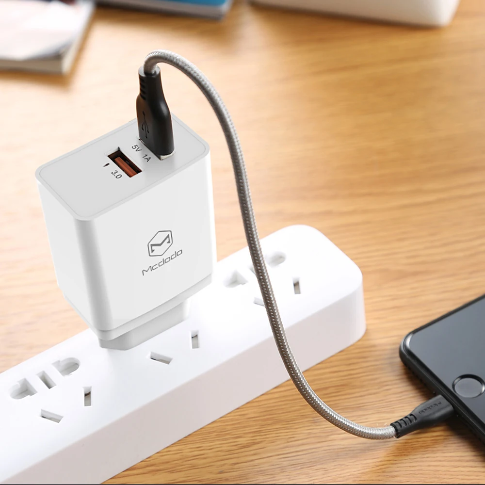 Сетевое зарядное устройство MCDODO с европейской вилкой 23 Вт для iPhone 8X7 6 iPad QC 3 0 USB