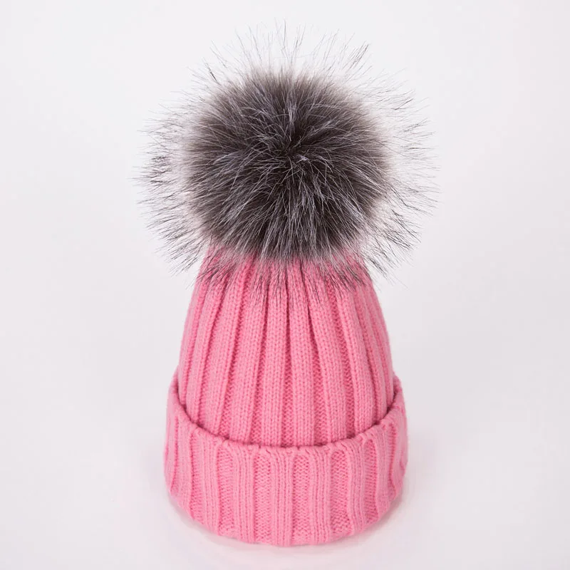 Женские шапки с бархатным ворсом внутри, зимние шапки для женщин, мех енота, шапка с помпоном, женские шапки с крученым узором - Цвет: Pink