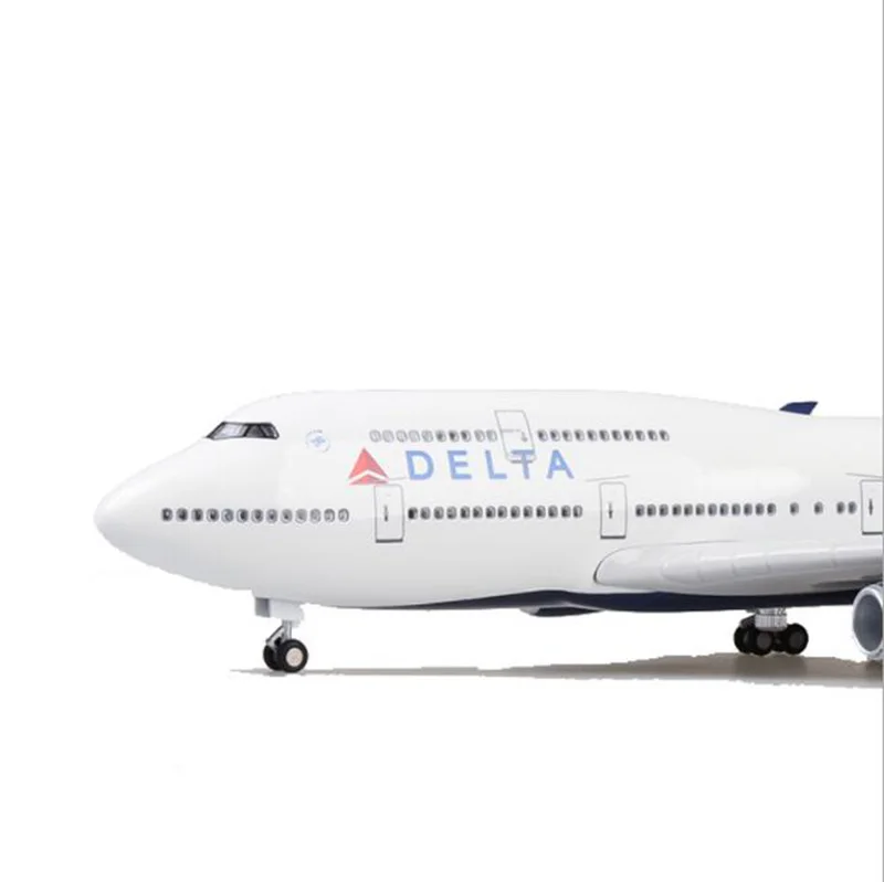 47 см самолет 1/150 масштаб Boeing B747 авиационный самолет DELTA Модель W свет и колесо литье под давлением пластик смола самолет для коллекционной игрушки