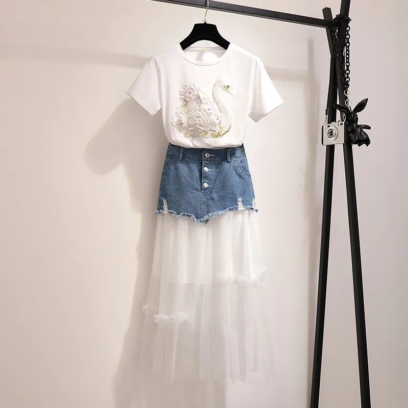 

2019 Summer New Women Sequined 3D Flower Embroidery Swan T-Shirt Denim Mesh Patchwork Mid Calf Skirt Two Piece Sets