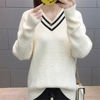 

2020 V collar sweet solid color women's sweater long loose pullover to keep warm in autumn and winter