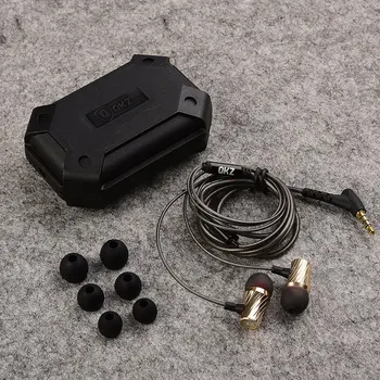 

DM3 In Ear Earphone HIFI Stereo Bass 3.5mm Jack Sports Headset with Mic Earbuds for Phone MP3 Tablet PC