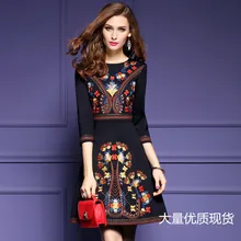 Ранняя осень стиль Европа и Америка Большой размер Ретро Национальный Ветер женское платье вышивка черное платье базовая юбка