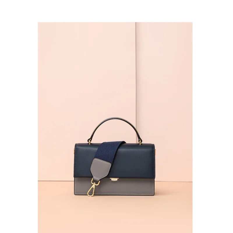 

Women's Fashion Simple Shoulder Bag Messenger Bag Leather Bag