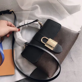 

Stylish Brand Women locky Flap Leather Bags High Quality Women Shoulder Bags with Adjustable Leather Strap