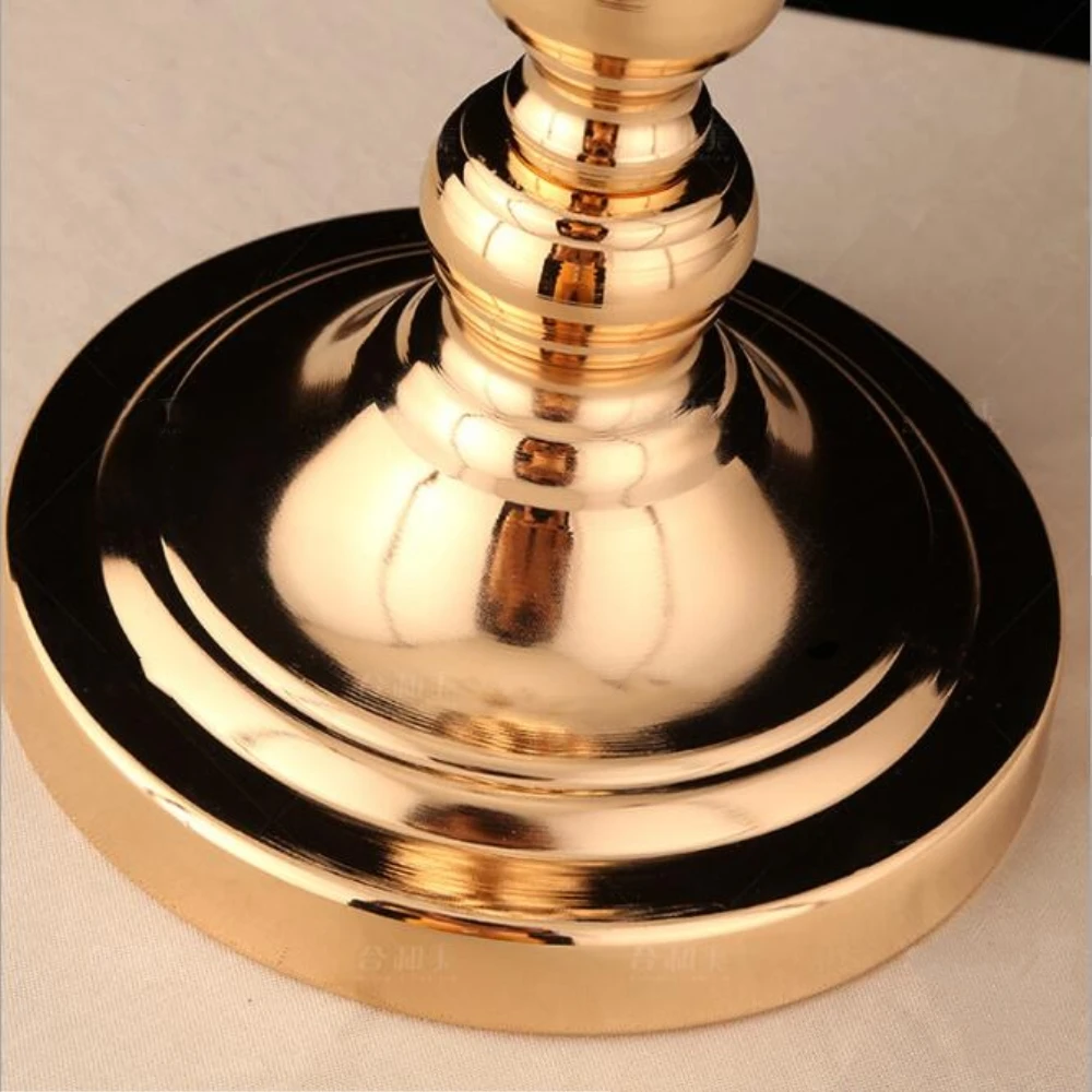 Exquisite Flower Vase Twist Shape Stand Golden Silver Road Lead Weddin