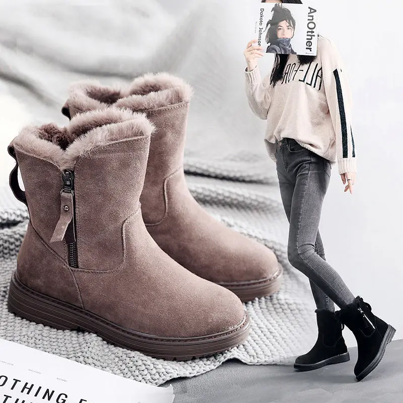 Botas de nieve cálidas de terciopelo para mujer, botas de algodón de tubo corto con borla y cremallera, zapatos de algodón, versión coreana, novedad de invierno de 2020