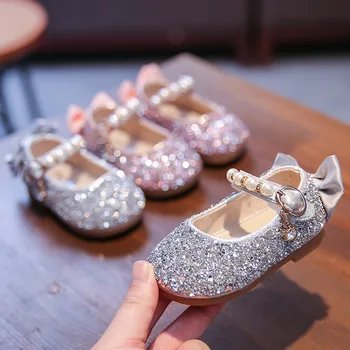 

Baby Princess Shoes Girls Baby 2020 Spring and Autumn New Small Pearl Shiny Leather Shoes Soft Bottom Toddler Shoes