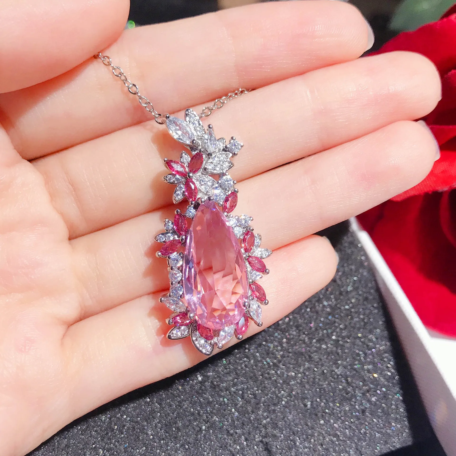 

RUZZALLATI Luxury Big 6 Carat Pink Stone Pedant Necklace Silver Color Crystal Zircon Promise Party Wedding Jewelry Gift