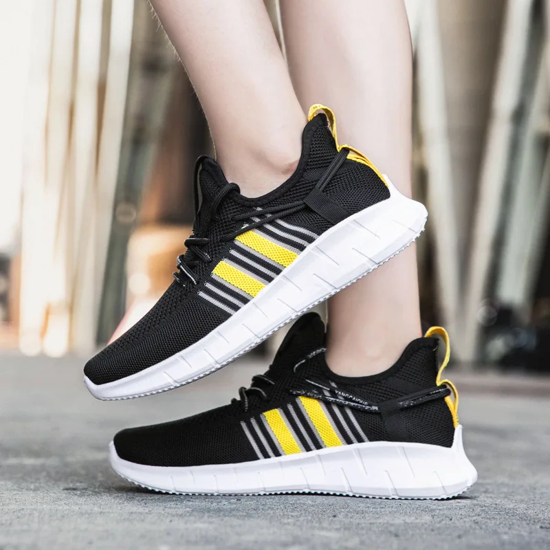 

2020 spring and autumn new couple shoes flying woven trend fashion all-match shoes breathable sneakers new balance