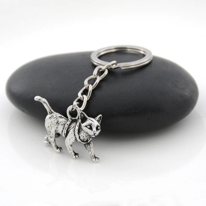 

1 Piece Vintage Retro Silver Cute Cat Keychain Lovely Metal Cat Key Chain Keyring Bag Charm Women Man Child Pet Jewellery Gift