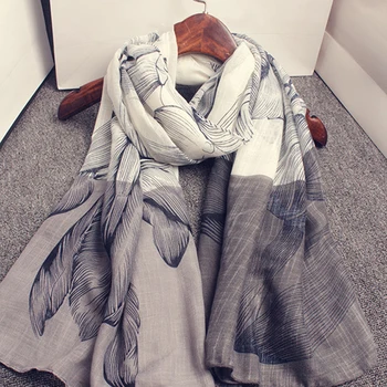 

2020 for women summer scarf hijabs shawls and wraps ladies Lotus flower print foulard femme echarpe